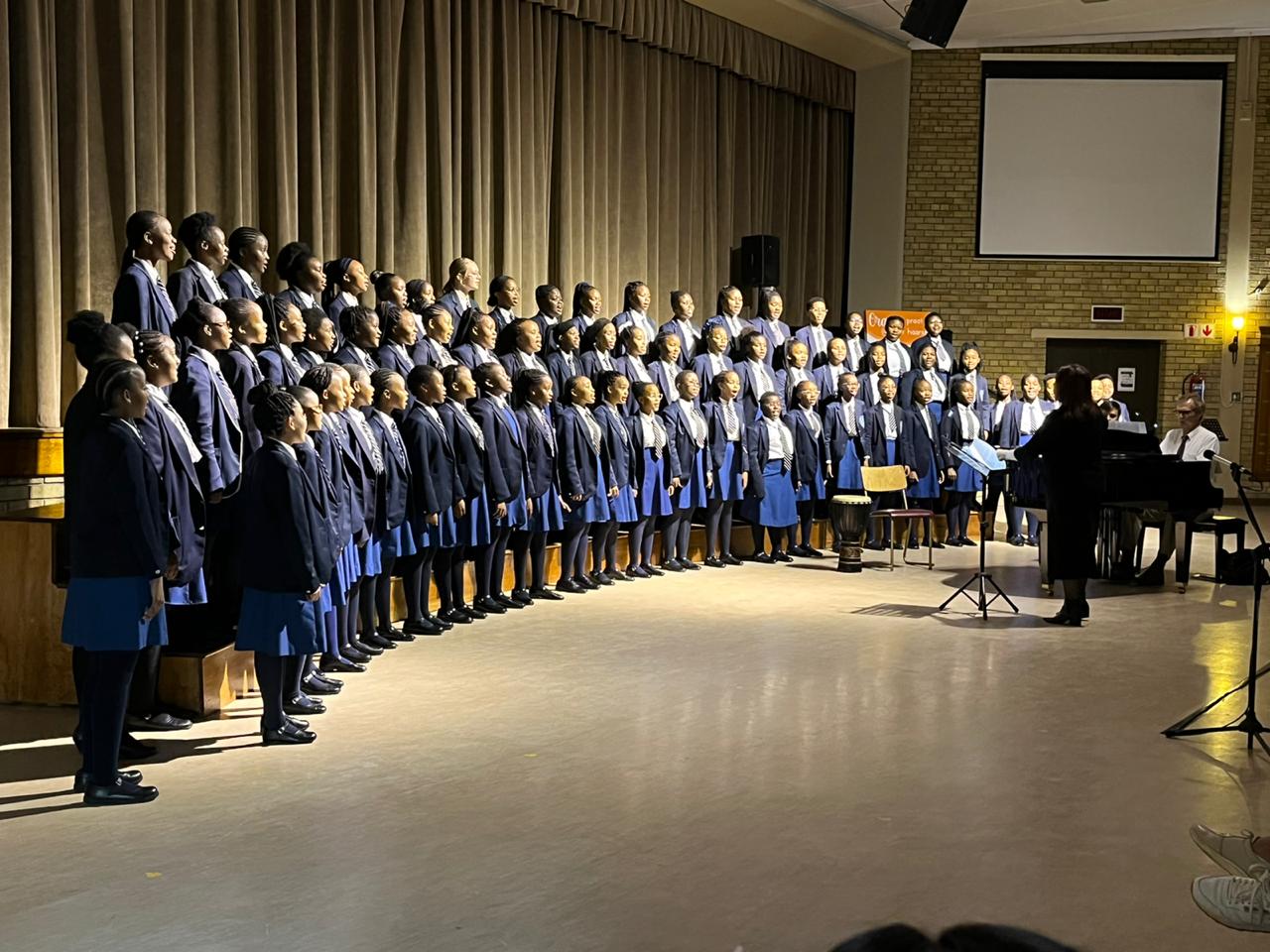 Chapel Choir sets the bar at their first concert